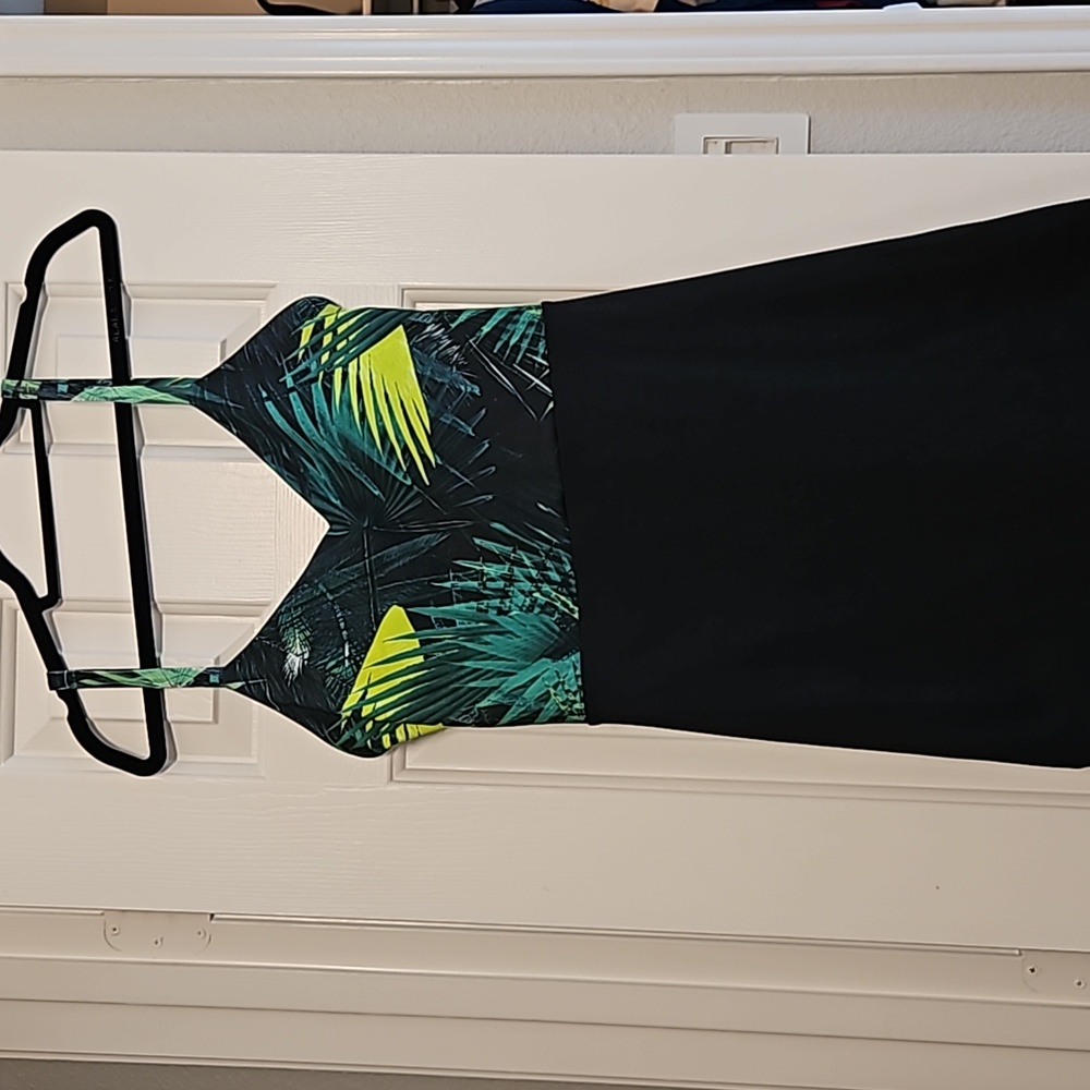 Tropical Fabletics bodycon dress